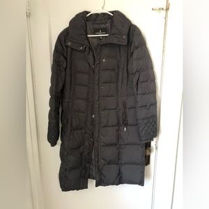 Women’s Knee Length Winter Coat